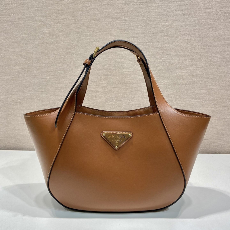 Pra*a shopping bags